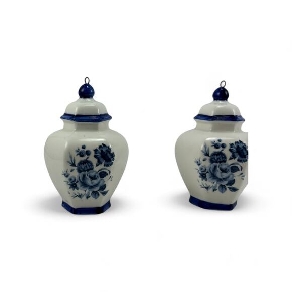 Porcelain Blue White Delft Style Ornaments Set of 2 Kurt S Adler - Picture 4 of 9